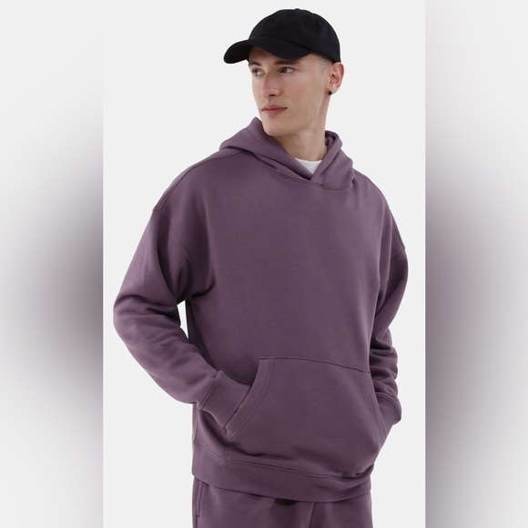 No Boundaries Other - No Boundaries All Gender Oversized Fleece Hoodie with Long Sleeves